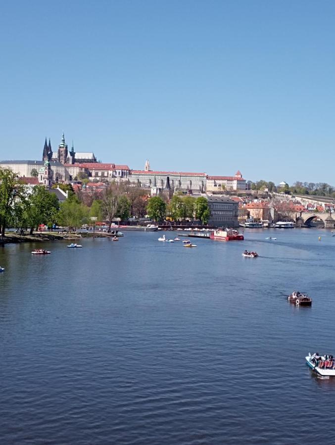 Designed Apartment Next To Vaclav Square With Terrace And Private Garage Prague Luaran gambar
